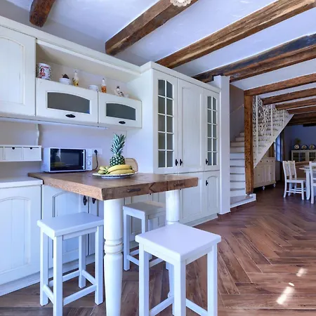 Feniks By Interhome *